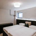 Apartmán House 55 *