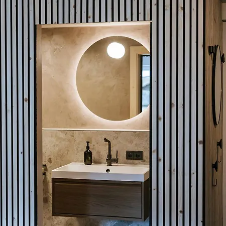 Apartament House 55